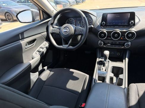 Used 2025 Nissan Sentra S FWD image 19
