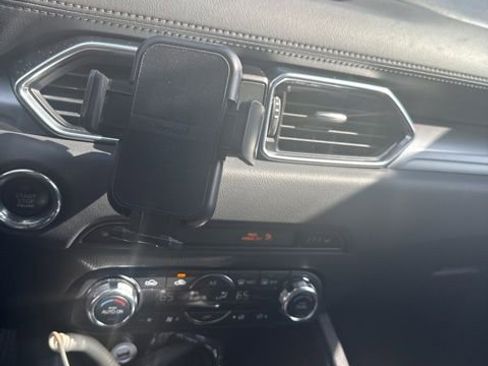 Used 2018 MAZDA CX-5 Touring w/ Preferred Equipment Package AWD/4WD image 9