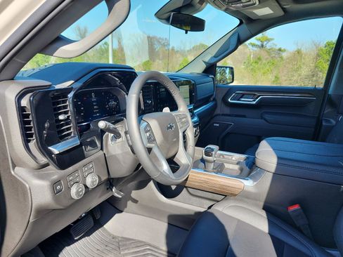 Certified 2026 Chevrolet Silverado 1500 RST w/ RST All Star Premium Package image 15