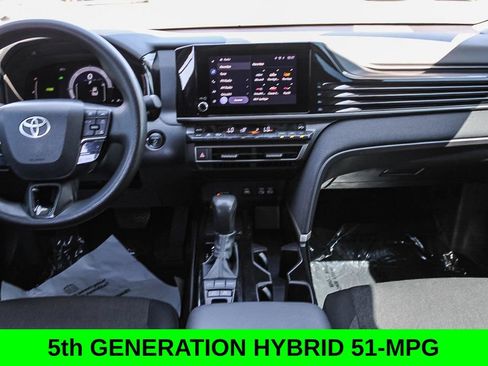 Used 2025 Toyota Camry LE FWD image 12