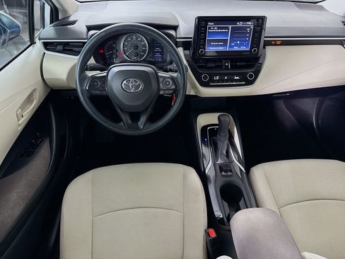 Used 2022 Toyota Corolla LE image 17