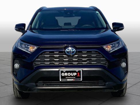 Certified 2021 Toyota RAV4 XLE w/ Convenience Package AWD/4WD image 4
