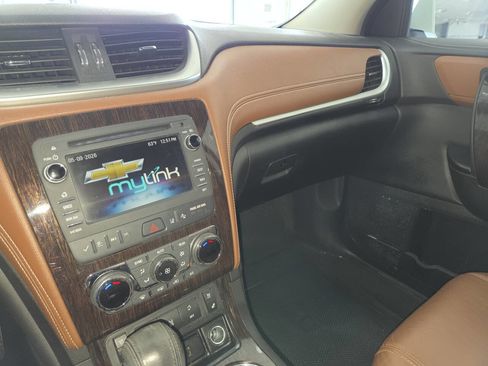 Used 2016 Chevrolet Traverse LTZ AWD/4WD image 35