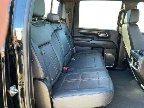 Used 2024 Chevrolet Silverado 3500 High Country image 14