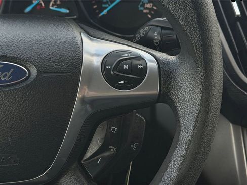 Used 2013 Ford Escape SE image 17