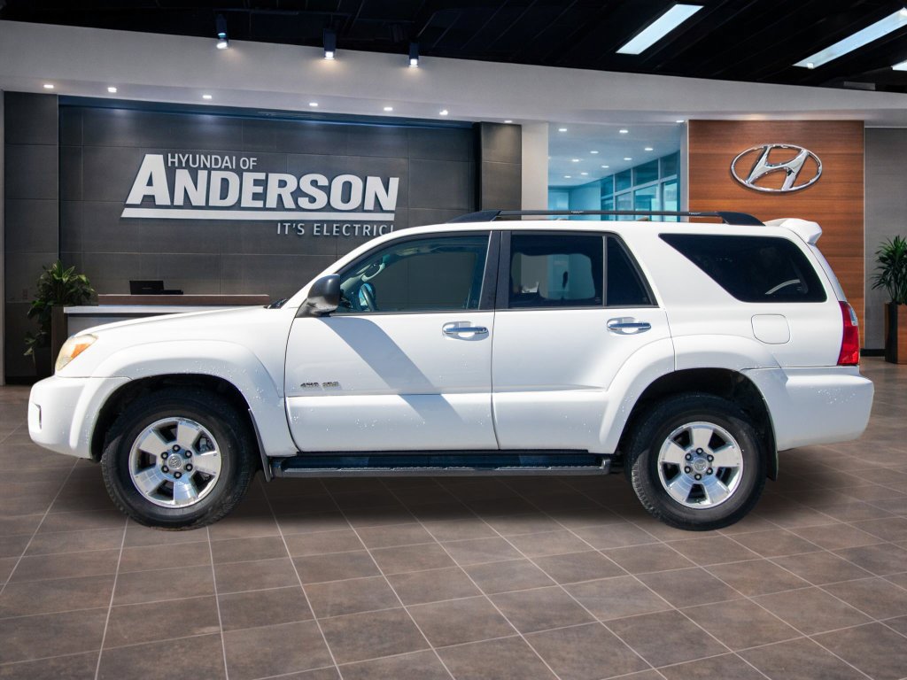 Used 2008 Toyota 4Runner SR5 AWD/4WD image 5