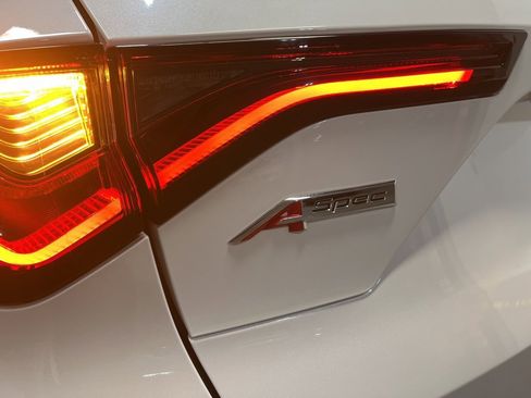 Certified 2023 Acura MDX A-Spec image 28