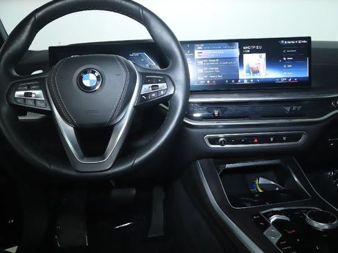 Certified 2024 BMW X5 xDrive40i w/ Premium Package AWD/4WD image 31