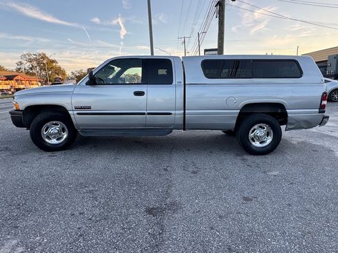 Used 2002 Dodge Ram 2500 Truck 2WD Quad Cab image 4