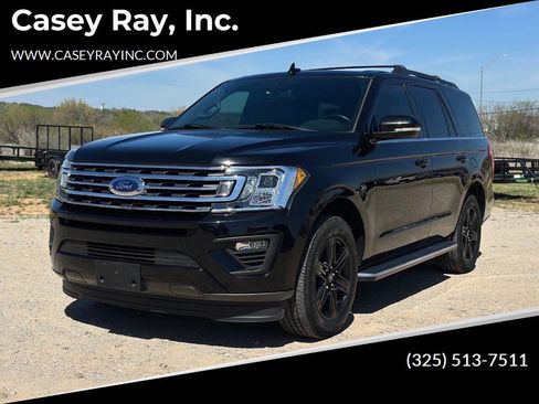 Used 2021 Ford Expedition XLT image 1