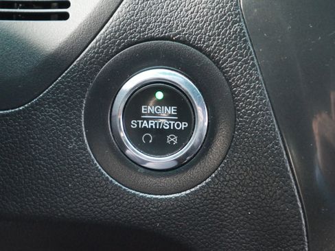 Certified 2017 Ford Explorer XLT w/ Equipment Group 202A image 8