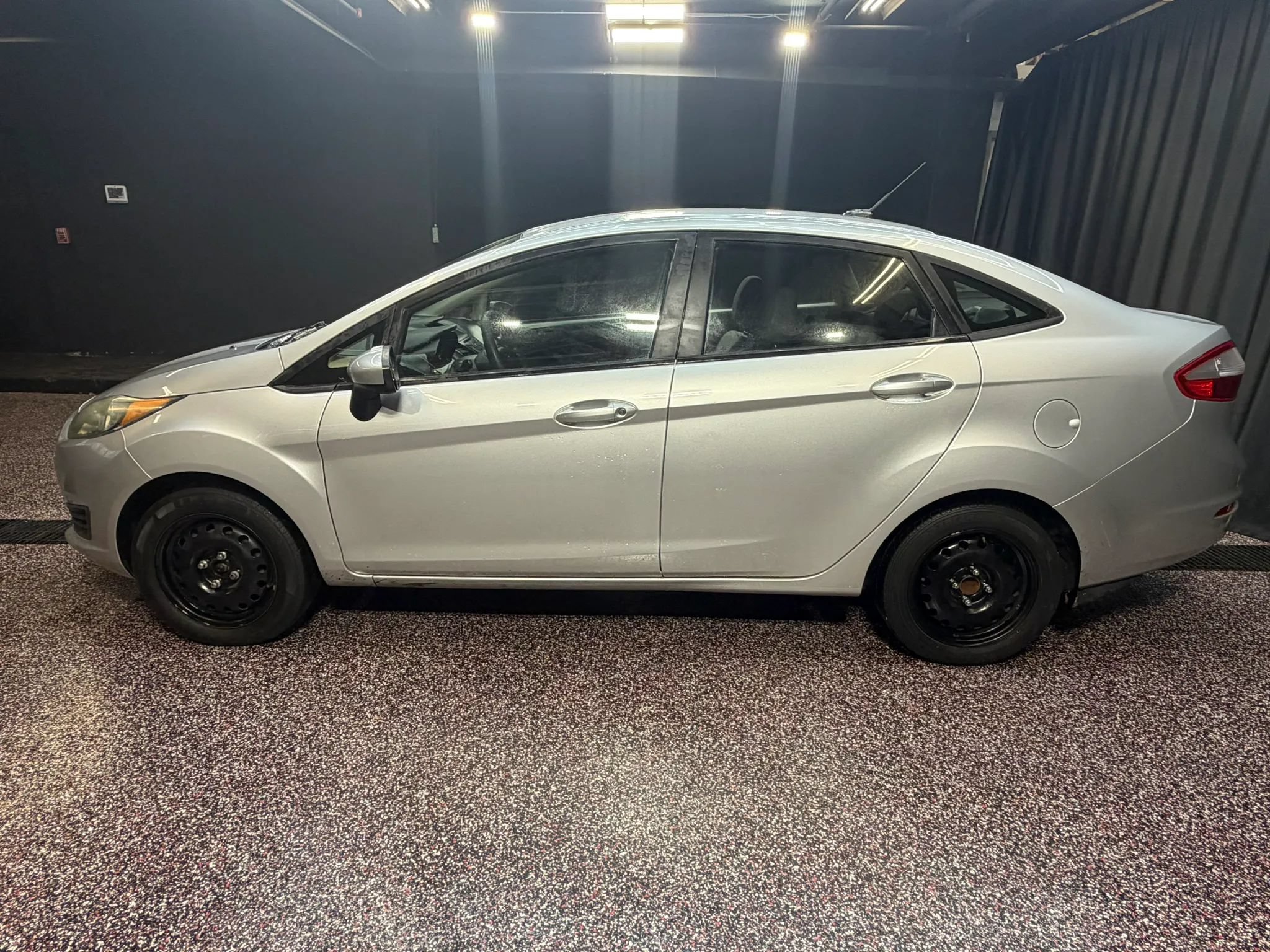 Used 2017 Ford Fiesta S FWD image 4