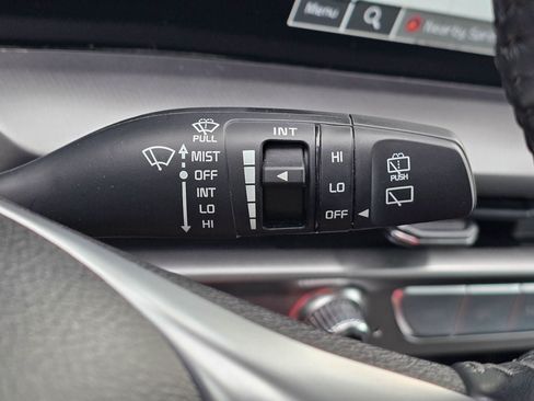 Used 2025 Kia Telluride S AWD/4WD image 22