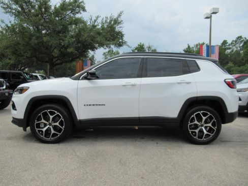 New 2026 Jeep Compass Limited AWD/4WD image 4