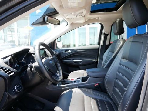 Used 2019 Ford Escape SEL AWD/4WD image 4