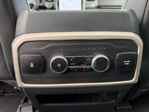 Used 2023 Ford Expedition Limited AWD/4WD image 24