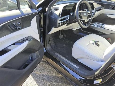 Used 2024 Cadillac Lyriq Luxury w/ LPO, Floor Liner Package image 3