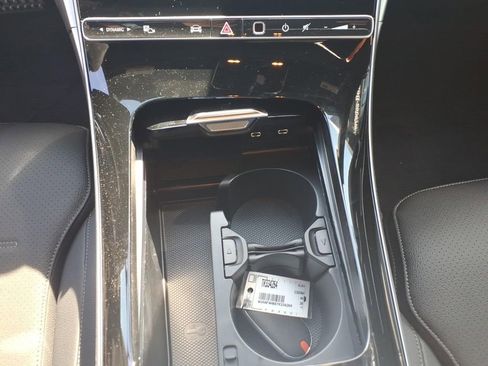 New 2026 Mercedes-Benz C 300 4MATIC Sedan image 24