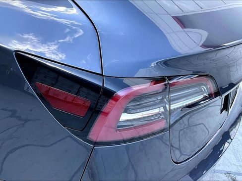 Used 2020 Tesla Model 3 Long Range image 23