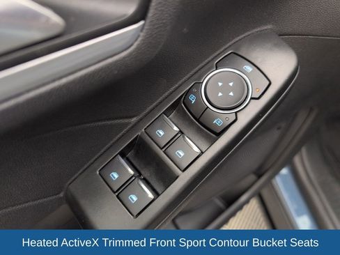 Certified 2025 Ford Escape Platinum image 40