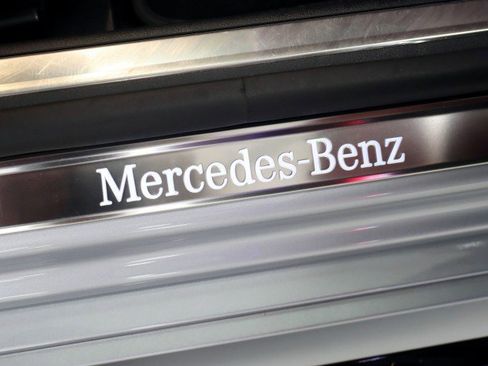 Used 2023 Mercedes-Benz S 580 4MATIC Sedan image 10