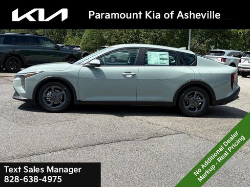 New 2026 Kia K4 FWD image 3