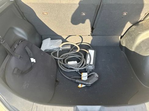 Used 2025 Nissan Leaf S FWD image 7