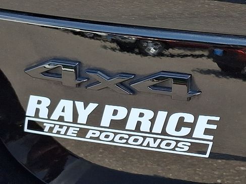 Used 2025 Jeep Grand Cherokee L Summit AWD/4WD image 34