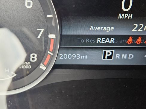 Used 2024 Nissan Frontier SV w/ SV Convenience Package image 15