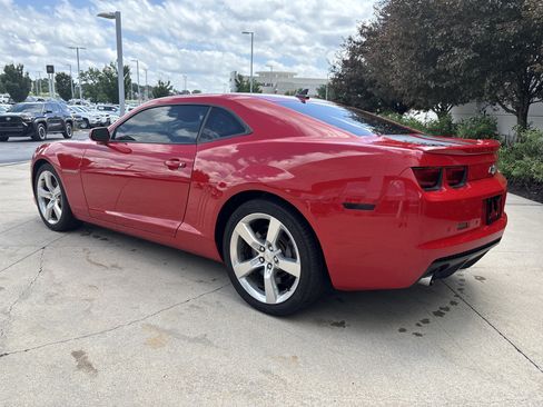 Used 2010 Chevrolet Camaro SS w/ RS Package RWD image 7