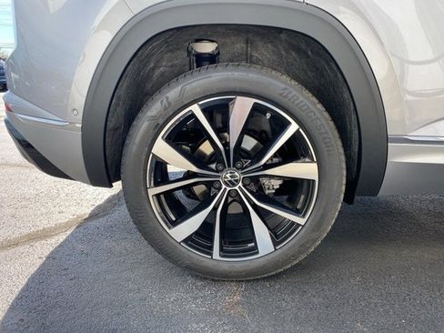 New 2026 Volkswagen Atlas Cross Sport SEL Premium R-Line image 23