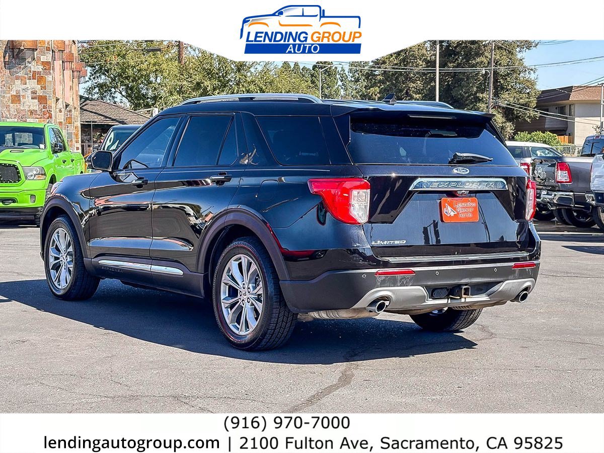 Used 2021 Ford Explorer Limited w/ Class III Trailer Tow Package RWD image 2