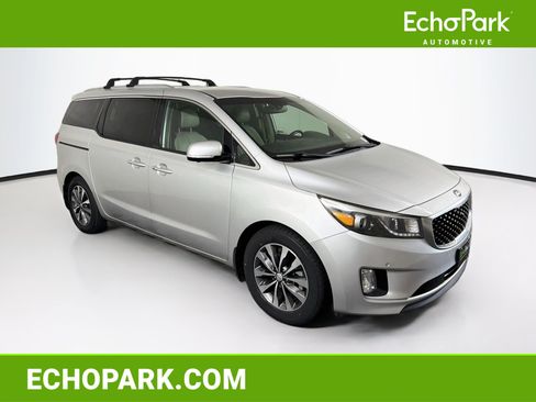 Used 2017 Kia Sedona SX FWD image 1