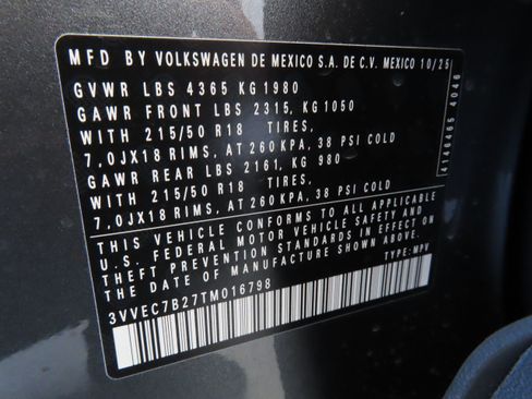 New 2026 Volkswagen Taos SE image 29