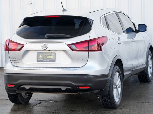 Used 2019 Nissan Rogue Sport S w/ Appearance Package image 44