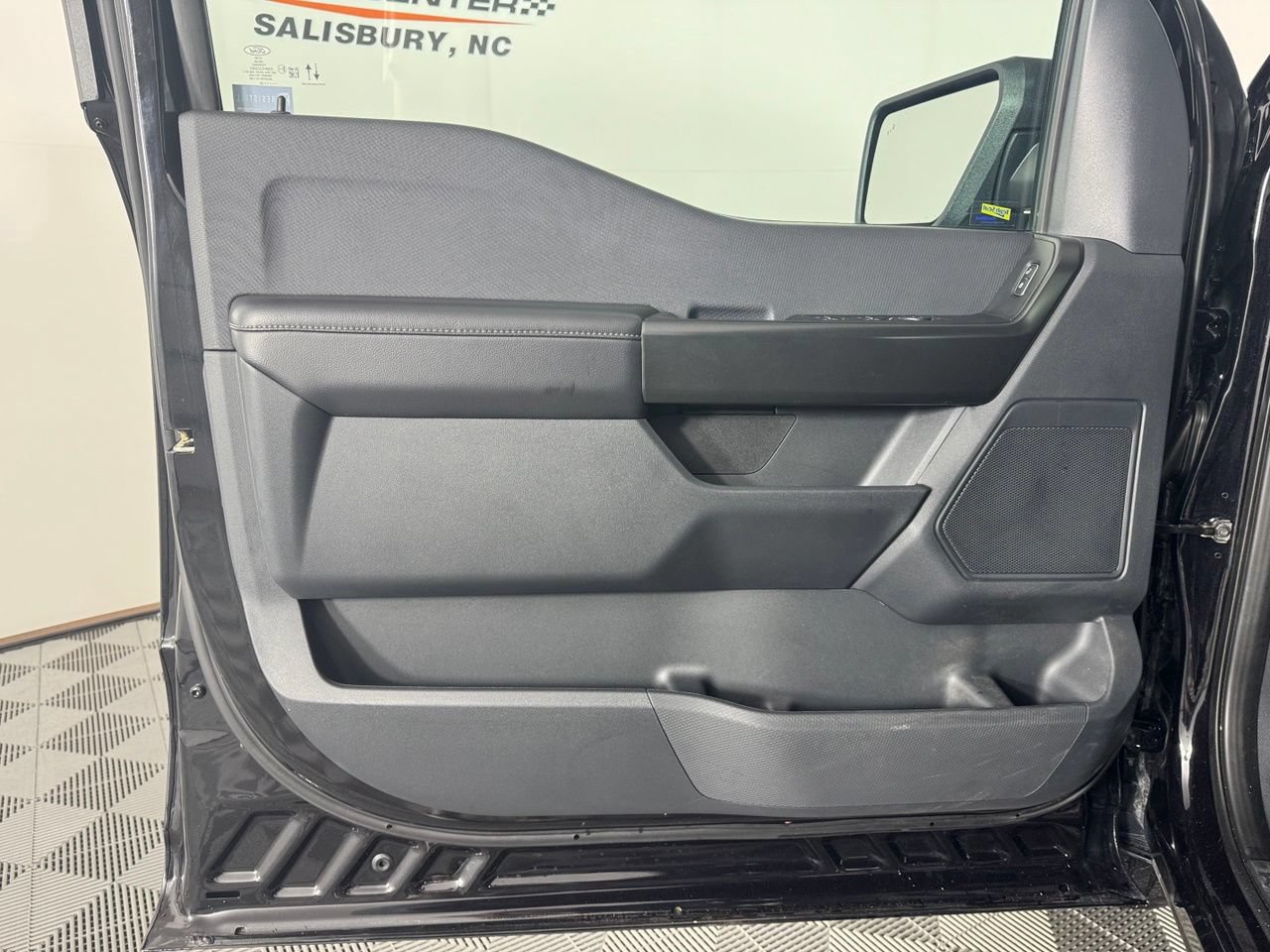 Used 2025 Ford F150 STX w/ Equipment Group 200A AWD/4WD image 9