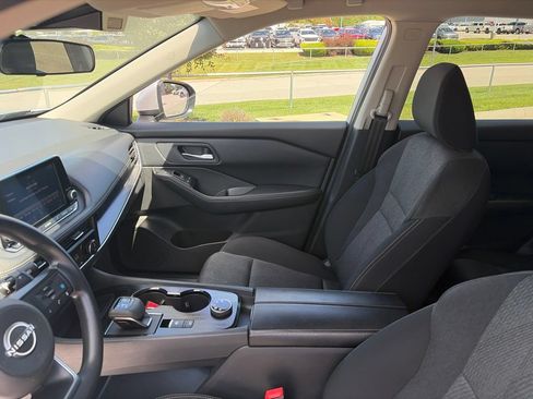 Used 2024 Nissan Rogue SV AWD/4WD image 50