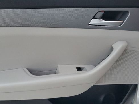 Used 2019 Hyundai Sonata SE image 39