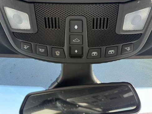 Certified 2023 Ford Edge ST-Line image 15