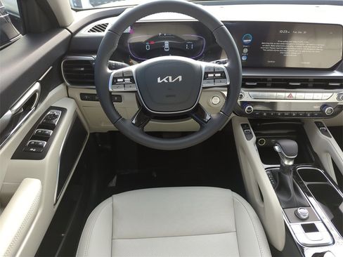 New 2025 Kia Telluride S image 16