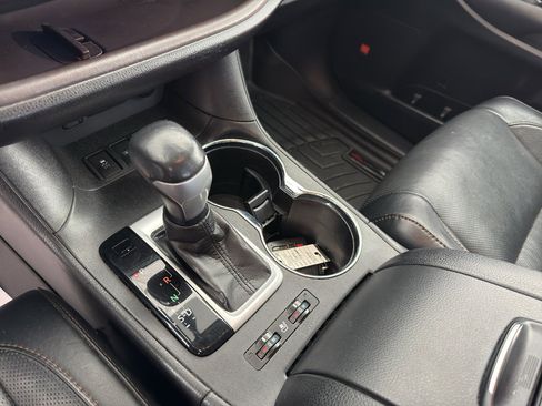 Used 2018 Toyota Highlander Limited Platinum image 22