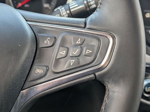 Used 2023 Chevrolet Equinox Premier FWD image 22