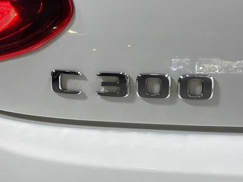 Used 2019 Mercedes-Benz C 300 C 300 image 12