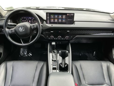 Used 2023 Honda Accord EX-L image 10