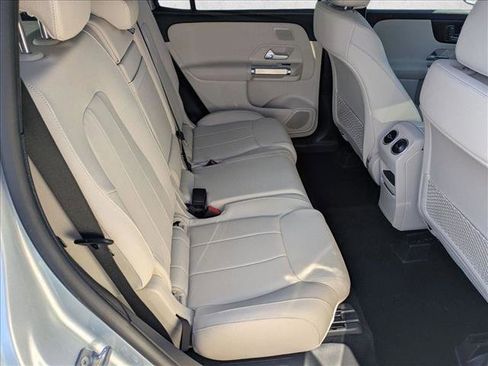 Certified 2025 Mercedes-Benz GLB 250 image 22