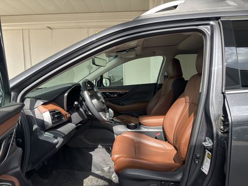 Used 2021 Subaru Outback Touring w/ Popular Package #2 AWD/4WD image 9