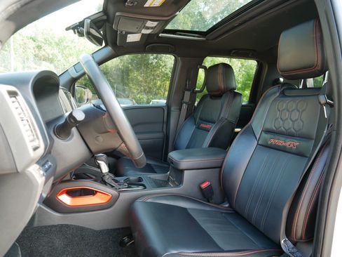 Certified 2024 Nissan Frontier PRO-4X w/ Pro Premium Package AWD/4WD image 35