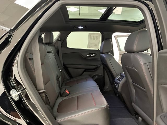 Used 2025 Chevrolet Blazer RS w/ Driver Confidence II Package AWD/4WD image 16