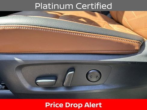 Certified 2025 Nissan Pathfinder Platinum AWD/4WD image 11