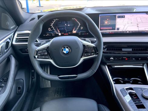 Certified 2025 BMW 430i w/ Premium Package image 5